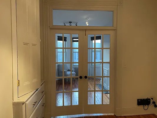 Rented by Terra Magia Inc | media 28