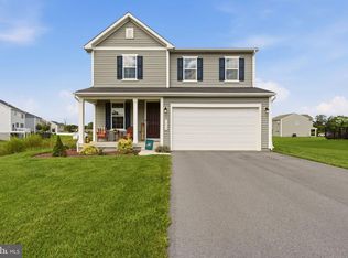 1452 Falcon Ln, Chambersburg, PA 17202