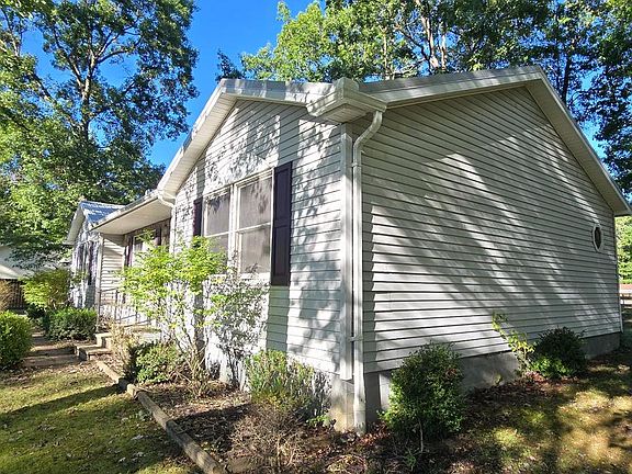 5th image of 123 B St
