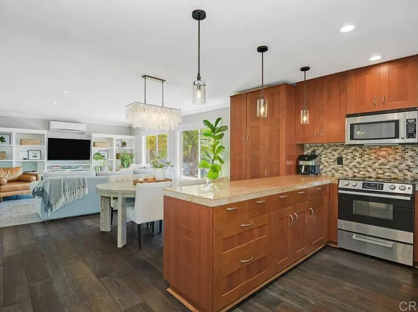 5810 Riley St APT 4, San Diego, CA 92110
