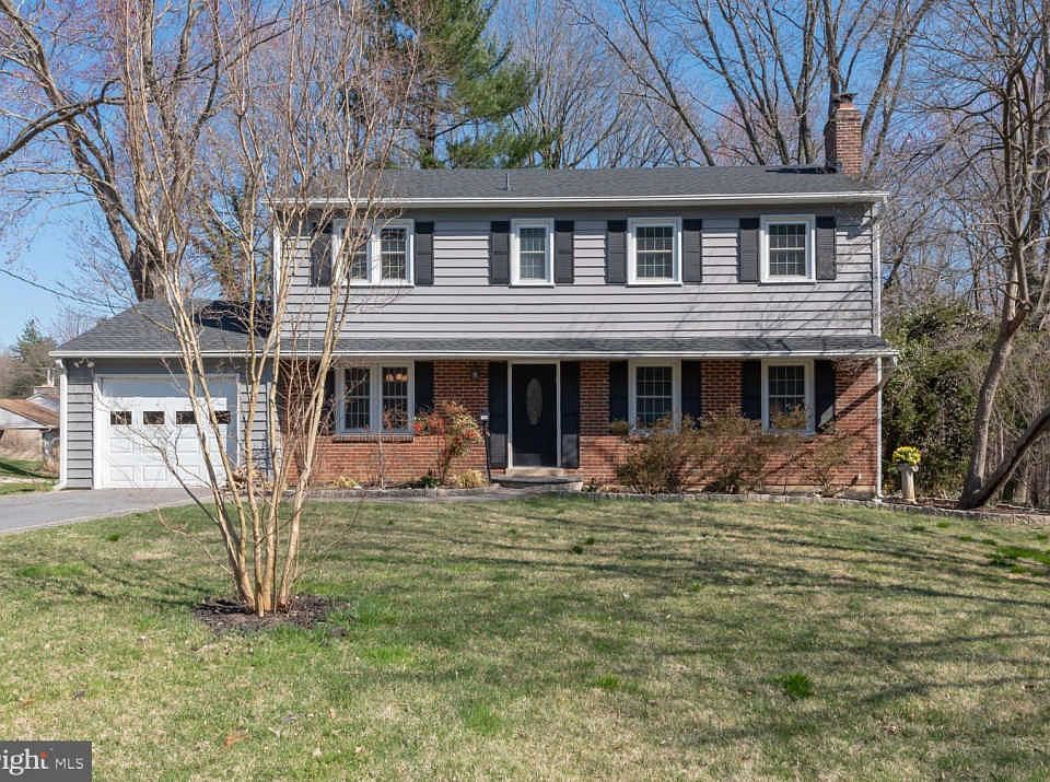 1st image of 109 Chatham Pl