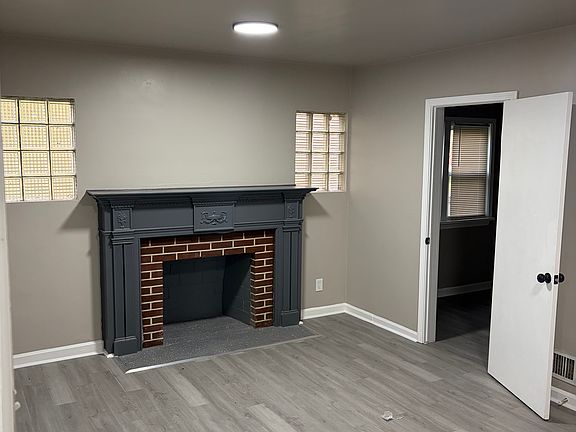 3rd image of 235 E 20th Ave