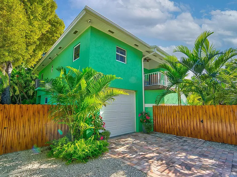 Key Honey Ln — Photo 9