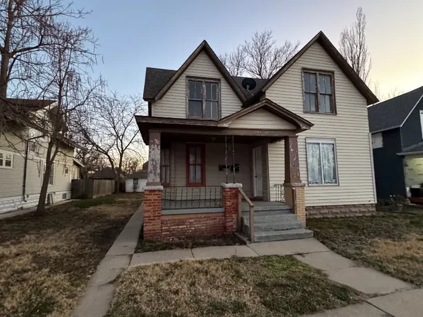 213 W 9th Ave APT 1-2, Hutchinson, KS 67501