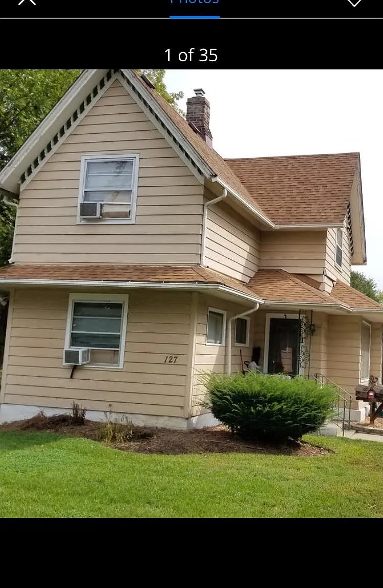 127 College St — Photo 1
