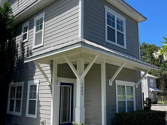 3rd image of 1605 Shoreline Place
