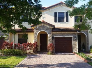 15452 SW 118th Ter, Miami, FL 33196