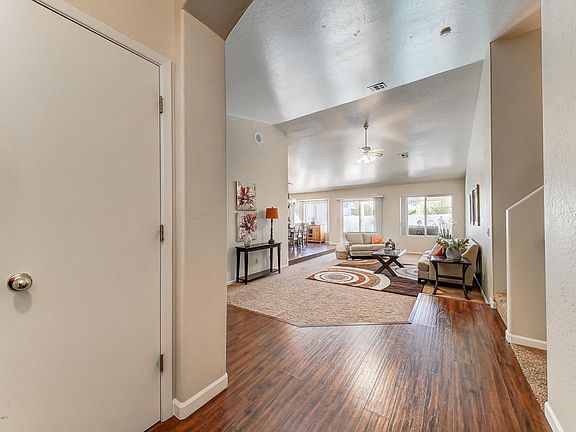 4th image of 5636 E Greenway St