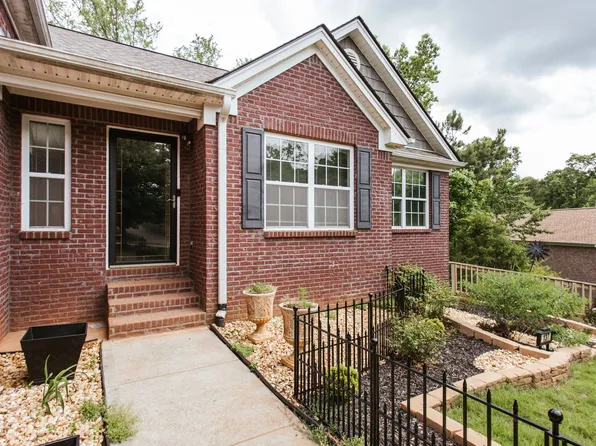 137 Bristol Woods Dr, Athens, GA 30606