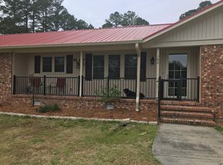 104 Ellison Dr, Washington, NC 27889