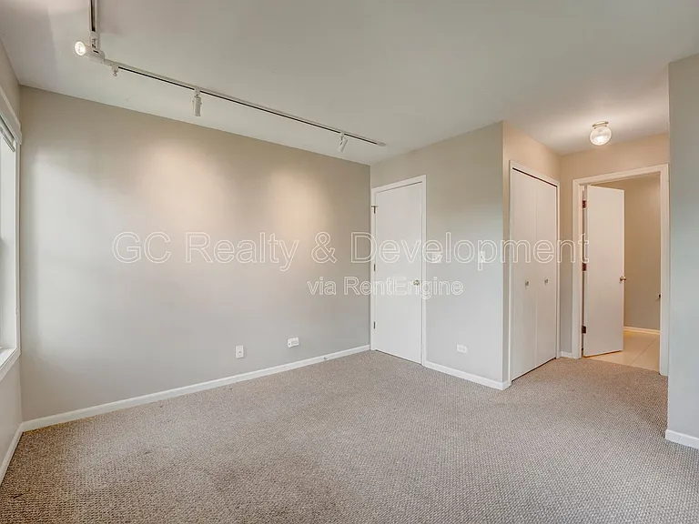 293 Regal Ct — Photo 12