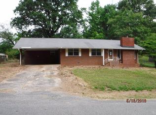 314 Michael Dennis Dr, Anniston, AL 36201