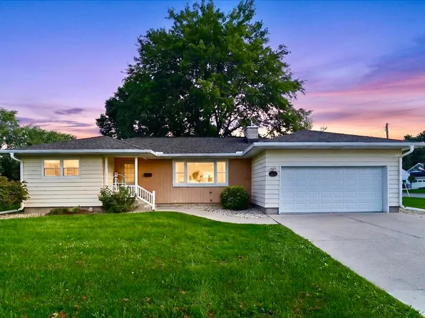 7204 University Ave, Middleton, WI 53562