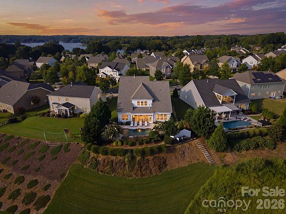 3rd image of 120 Eagles Landing Dr