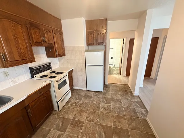 10025 152nd St NW — Photo 13