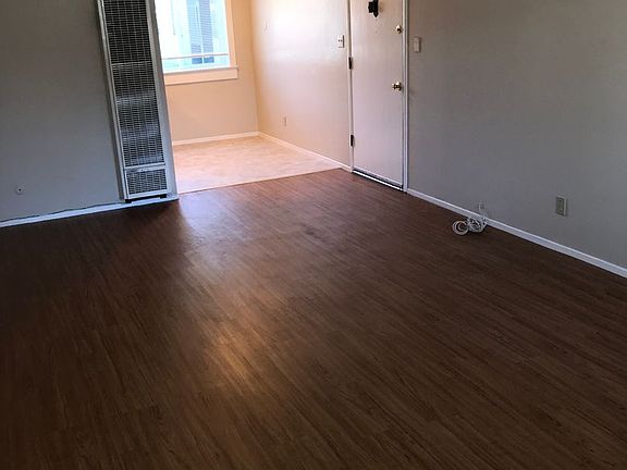 4th image of 1530-36 6th Ave #1