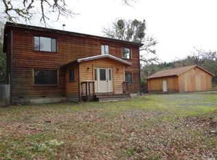43401 Twin Pines Cir, Laytonville, CA 95454