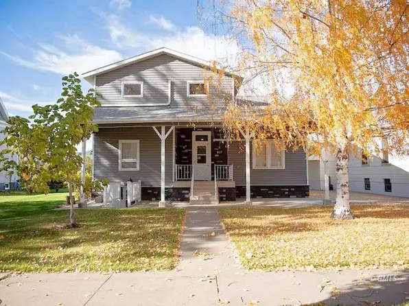 811 N Meade Ave, Glendive, MT 59330