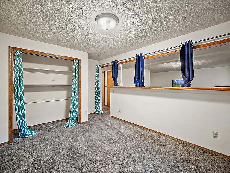 5855 Northwind Dr — Photo 27