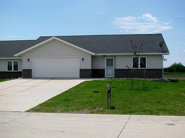 1st image of 416 Beachcomber Dr #1