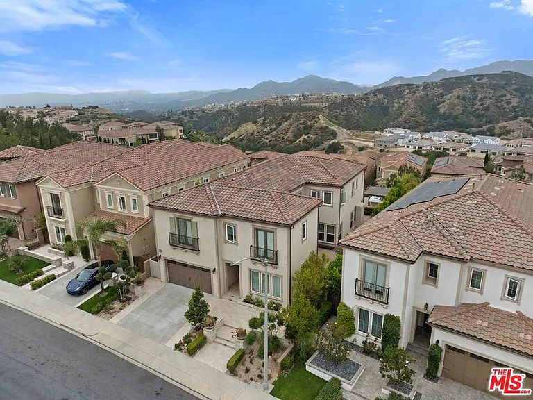 11925 N Ricasoli Way — Photo 4