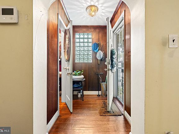 5th image of 2107 Echodale Ave