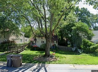 5806 Wainwright Ave, Rockville, MD 20851