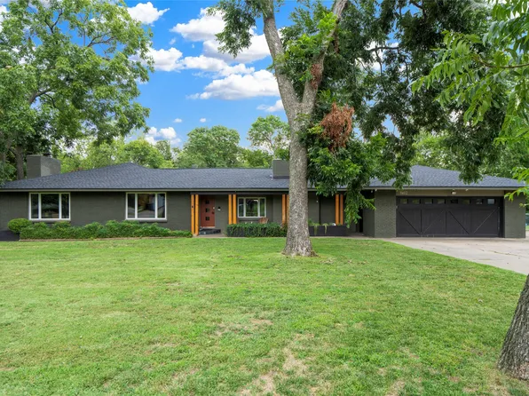 9402 E 16th St, Tulsa, OK 74112