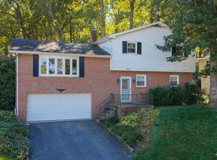305 Blue Ridge Dr, York, PA 17402