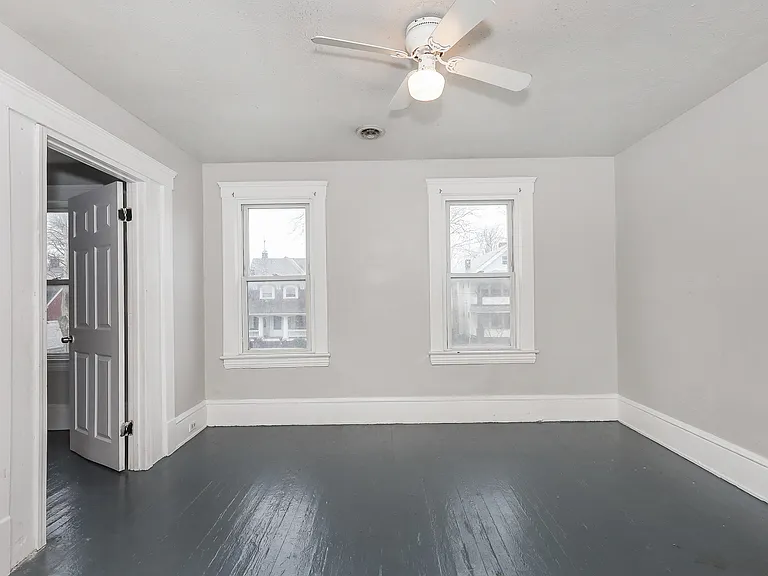8700 Willard Ave #2 — Photo 12