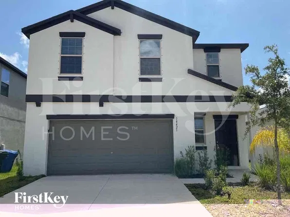 14421 English Lavender Dr, Wimauma, FL 33598