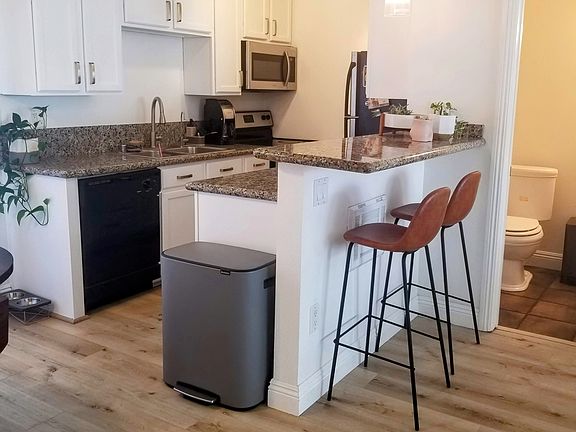 2nd image of 5505 Adelaide Ave Unit 10