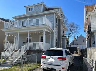 39 Gallatin St, Providence, RI 02907