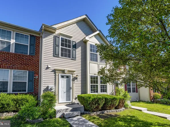 196 Ridge View Ln, Hanover, PA 17331