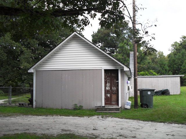 2nd image of 209 Louis Breeden Blvd