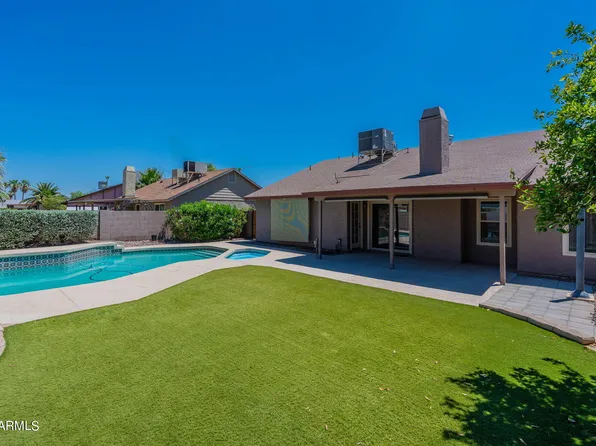 1606 W Loughlin Drive, Chandler, AZ 85224