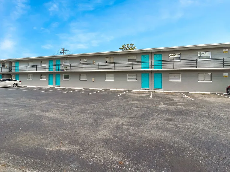 1404 S Deleon Ave #1 — Photo 1