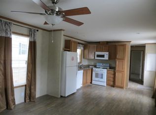 204 Pinegrove Dr, Troy, NY 12180