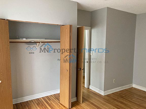 5th image of 2309 James Ave N APT 1