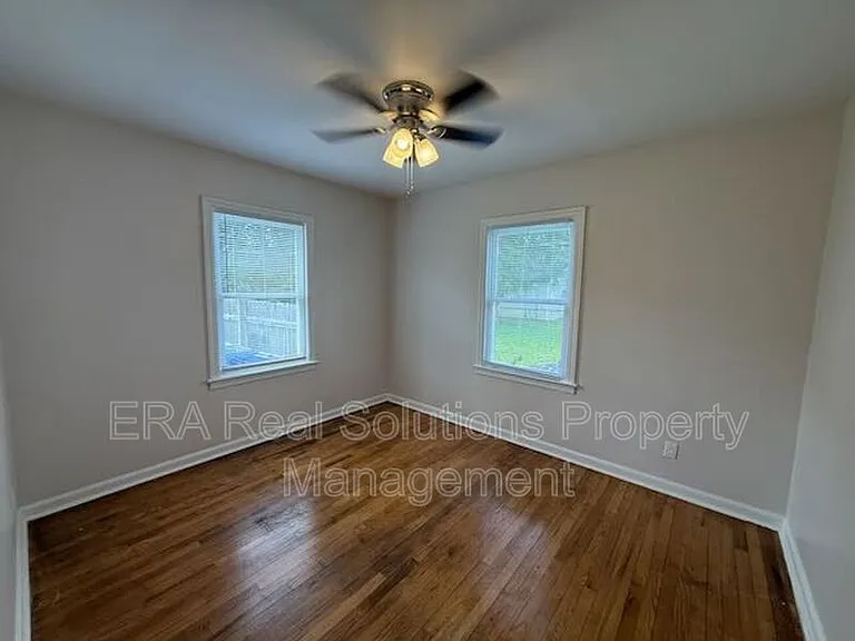 2217 Grasmere Ave — Photo 11
