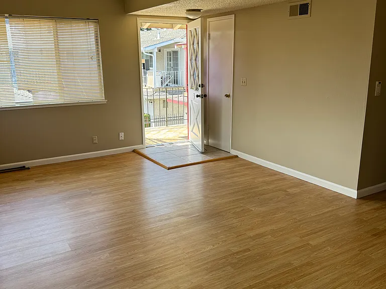 2991 Neet Ave #3 — Photo 8