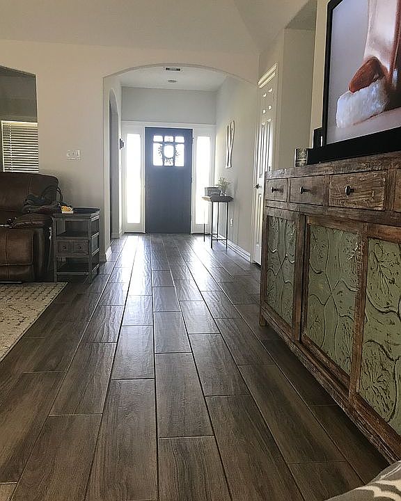 2nd image of 14119 Dustin Ln