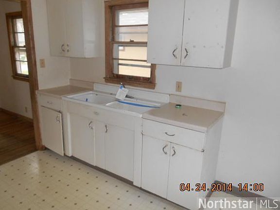 3rd image of 5851 Jersey Ave N
