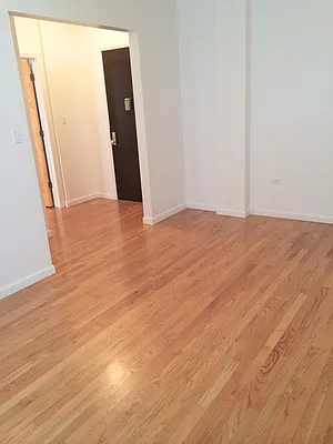 Rented by Rachel Realty | media 9
