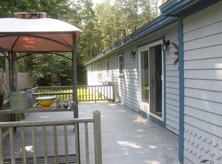 9 Stillmeadow Ln, Trenton, ME 04605