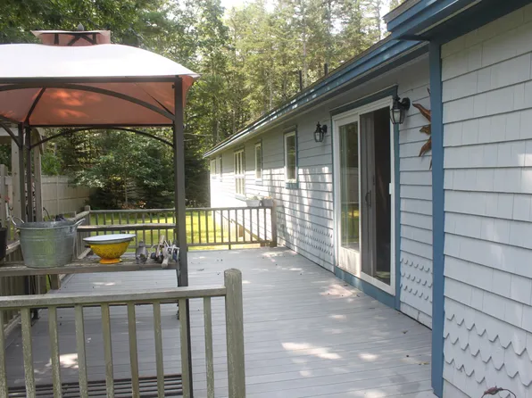 9 Stillmeadow Lane, Trenton, ME 04605