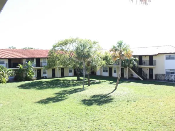 1200 SW 52nd Ave #2101, North Lauderdale, FL 33068