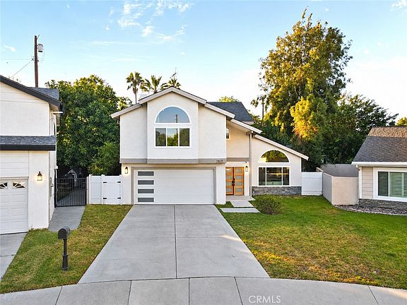 2nd image of 7819 Goldmine Ln