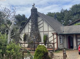 4571 Perpetua St, Florence, OR 97439
