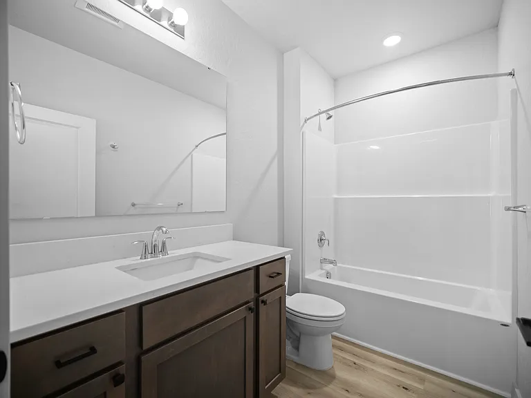Valleyway Apartments — Photo 30